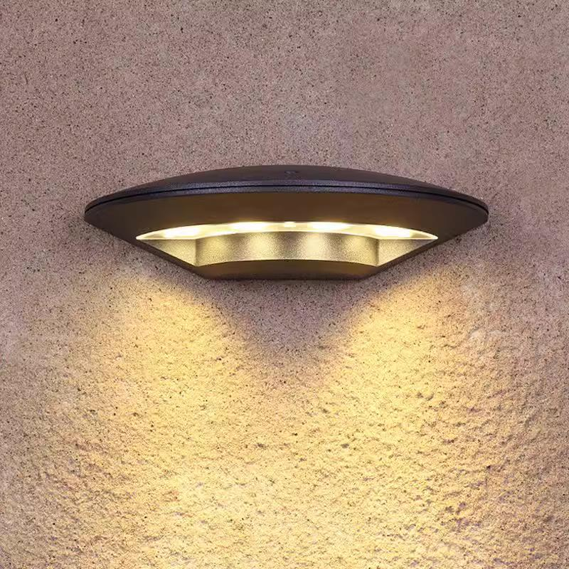 Éclairage paysager LED, lampad - Outdoor Lighting Japan avis et prix